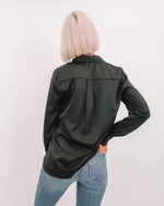 Jet Button Up